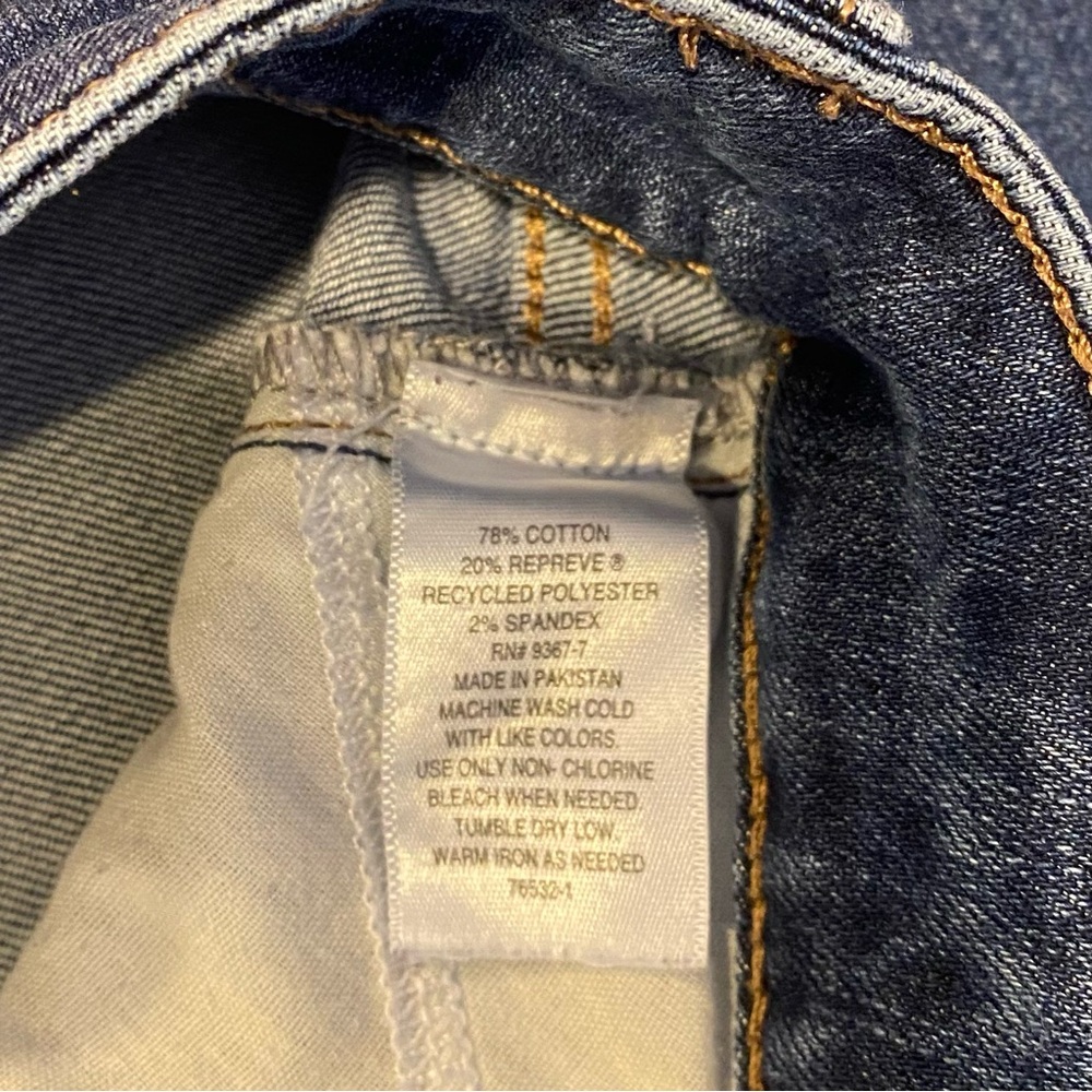 St John’s Bay Girlfriend Size 12 Petite Blue Jeans - Picture 10 of 10